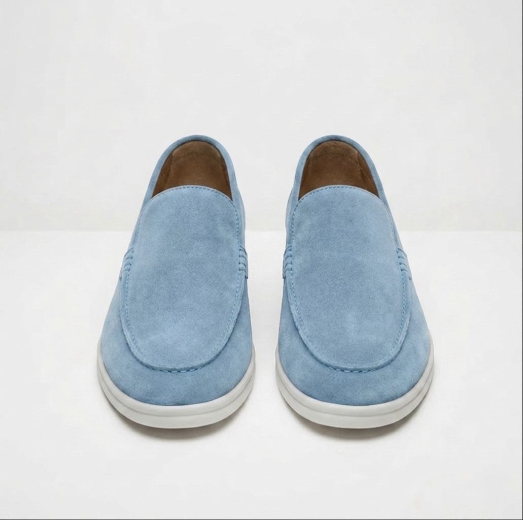 NÈRIN - Veloursleder Yacht Loafer. Für Männer, die kein Logo brauchen um zu wissen was sie tragen.